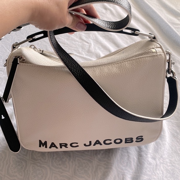 Marc Jacobs Soft Box 23 - Almost New - Picture 3 of 4